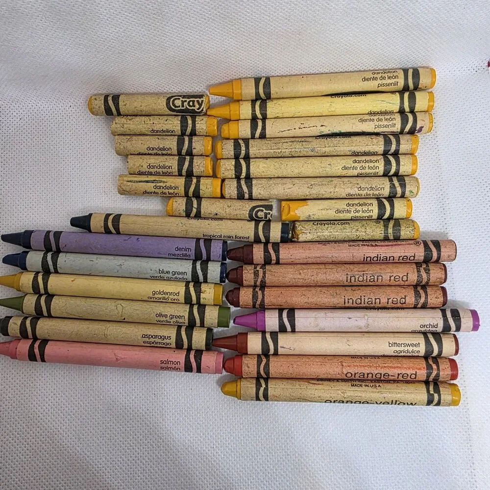 Lot Retired/Discontinued Crayola Crayons:Dandelion, Orange-Red, Indian Red &more